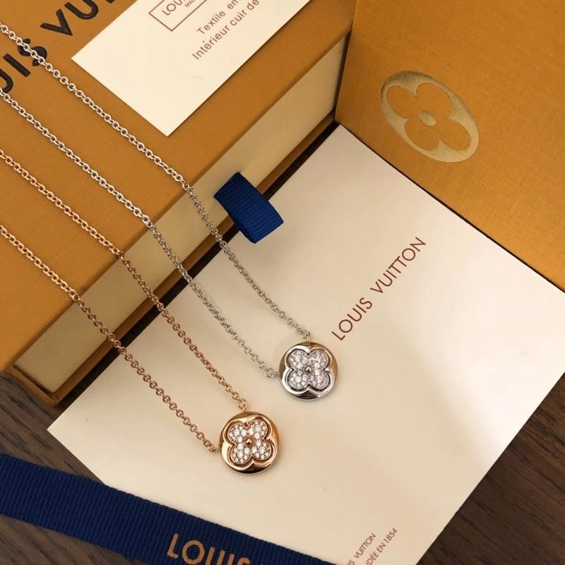Louis Vuitton Necklaces Chic 248489