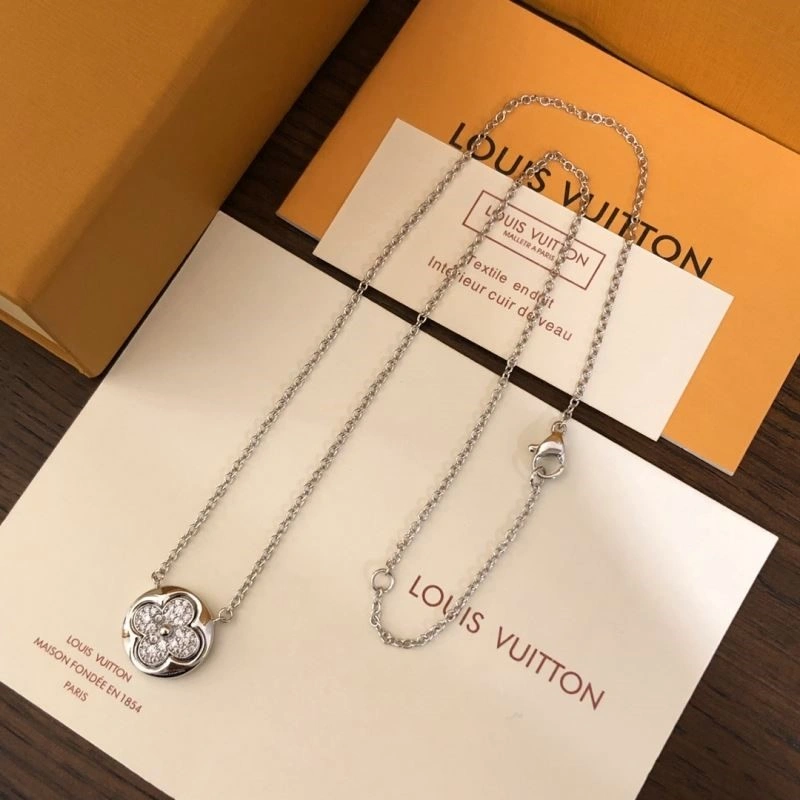Louis Vuitton Necklaces Chic 248489
