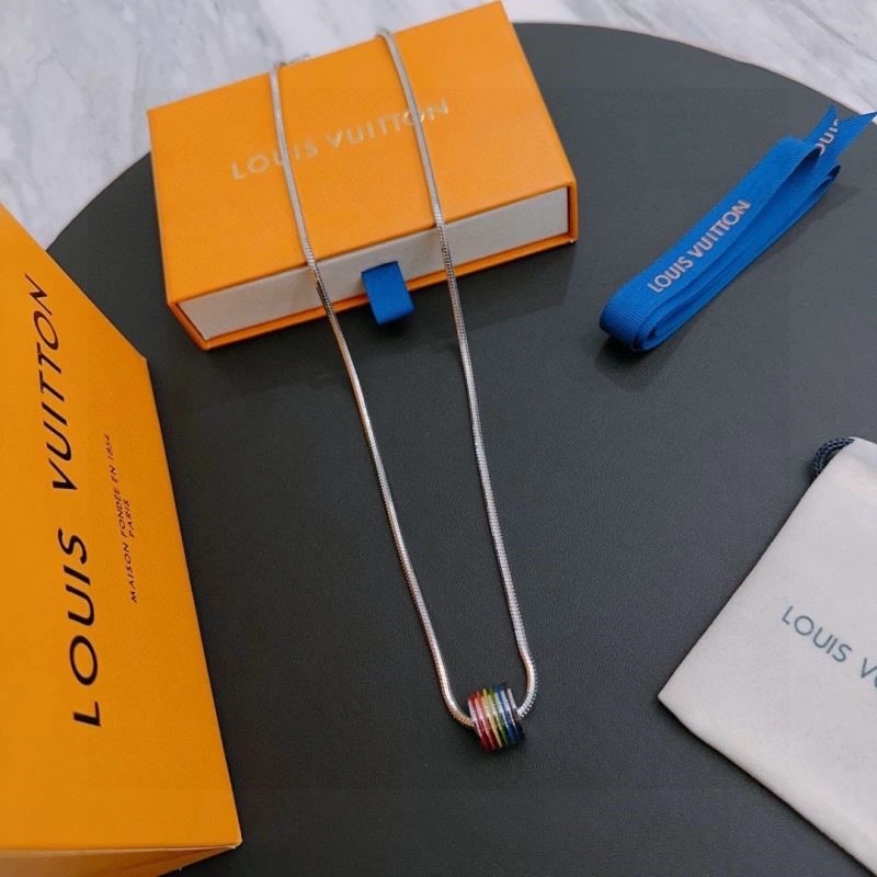 DailyWear Louis Vuitton Necklaces 248503