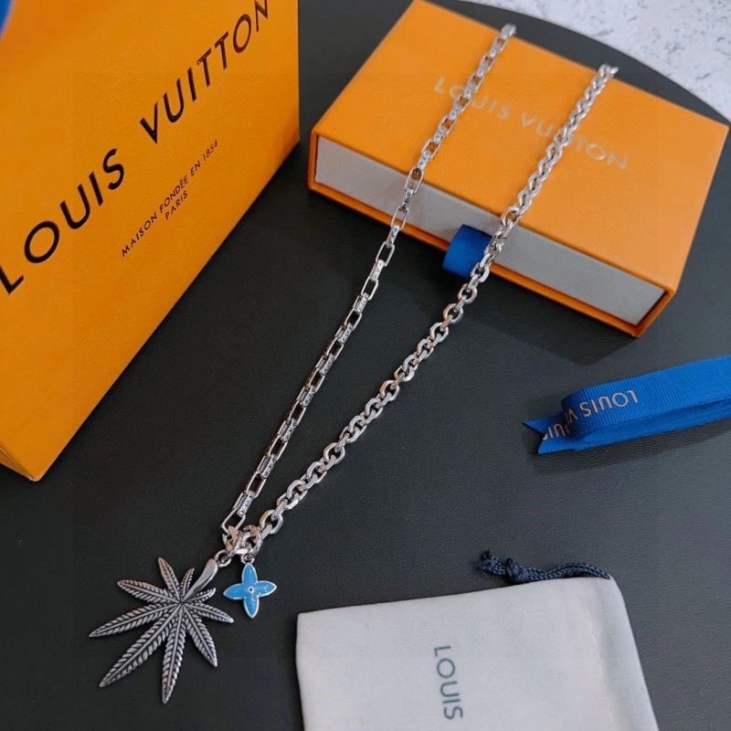 Louis Vuitton Necklaces TravelReady 248504