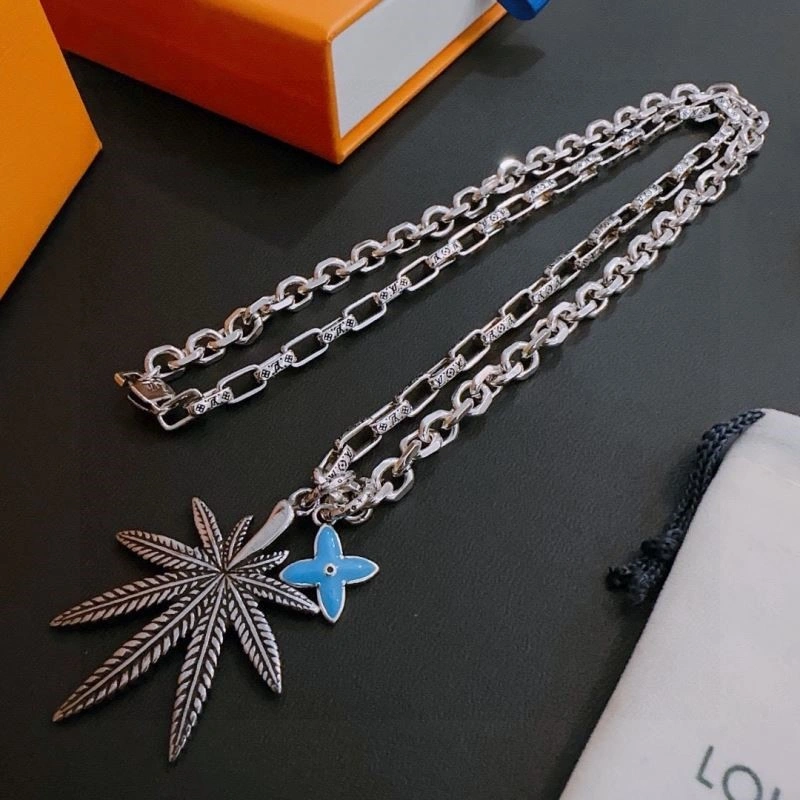 Louis Vuitton Necklaces TravelReady 248504