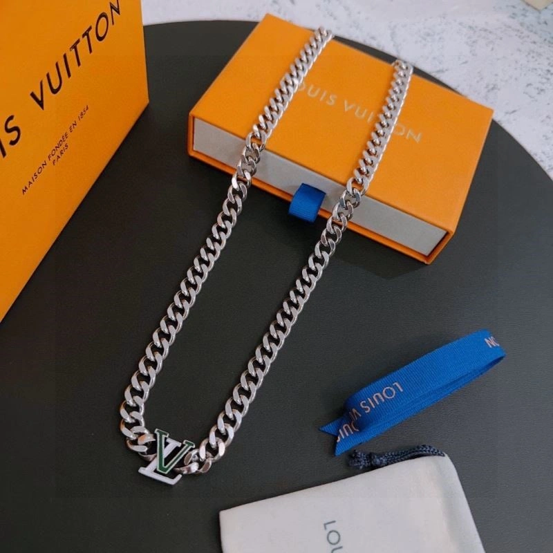 Unisex Louis Vuitton Necklaces 248494