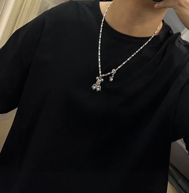 Louis Vuitton Necklaces Bold 248496