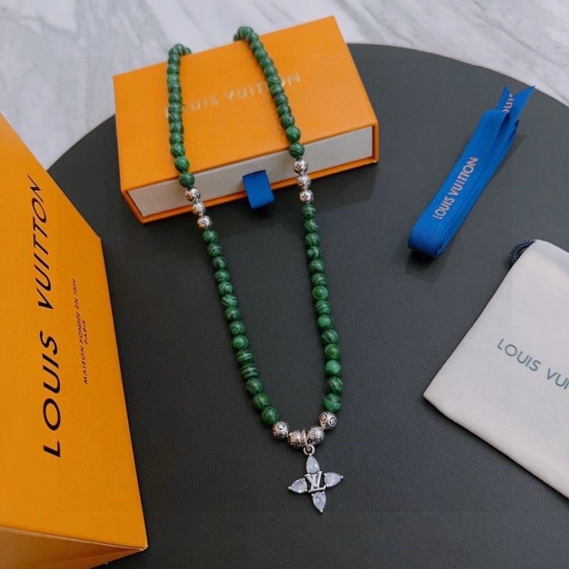 Louis Vuitton Necklaces Popular 248490