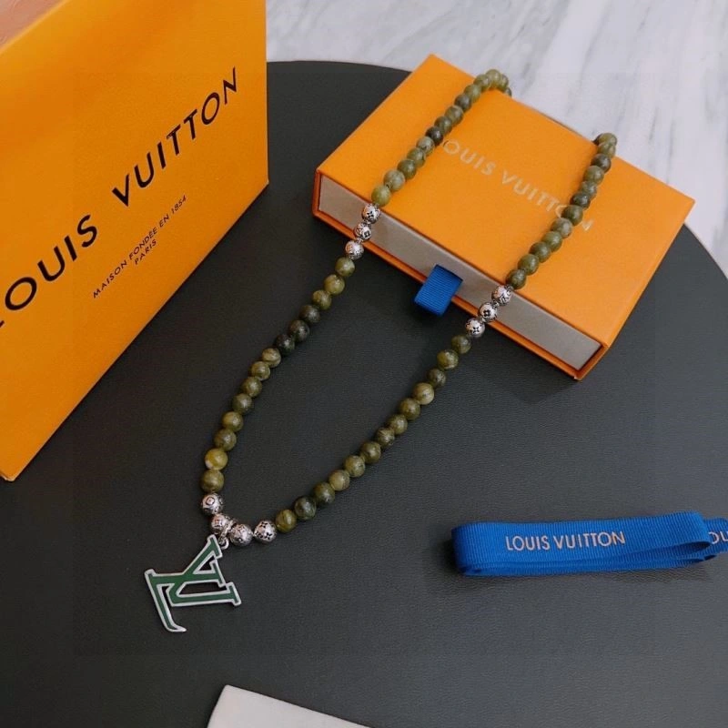 Louis Vuitton Necklaces Versatile 248499