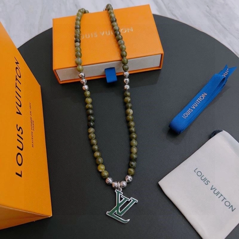 Louis Vuitton Necklaces Versatile 248499