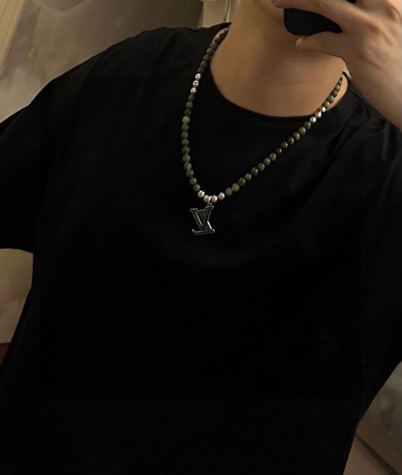 Louis Vuitton Necklaces Versatile 248499