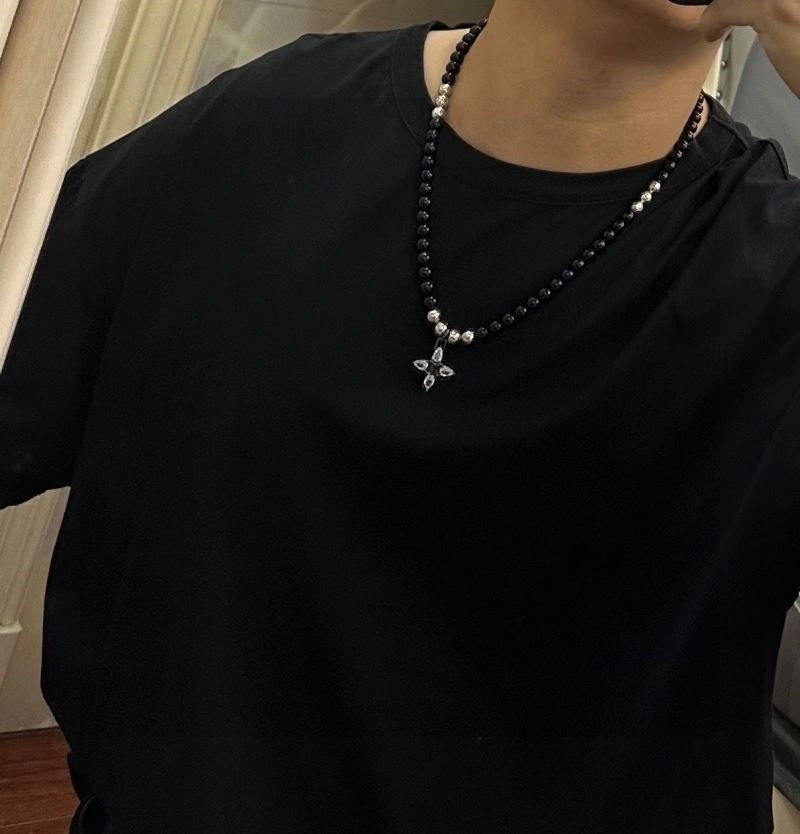 Louis Vuitton Necklaces Durable 248486
