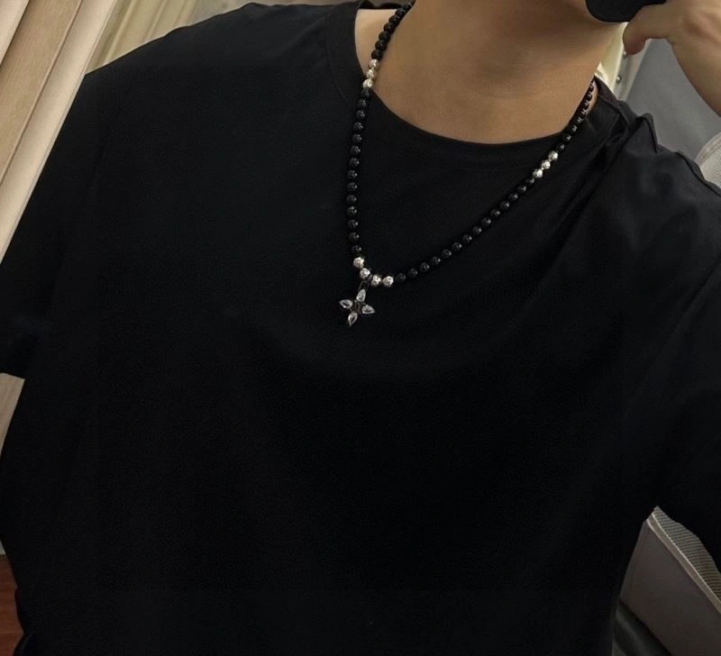 Louis Vuitton Necklaces Durable 248486