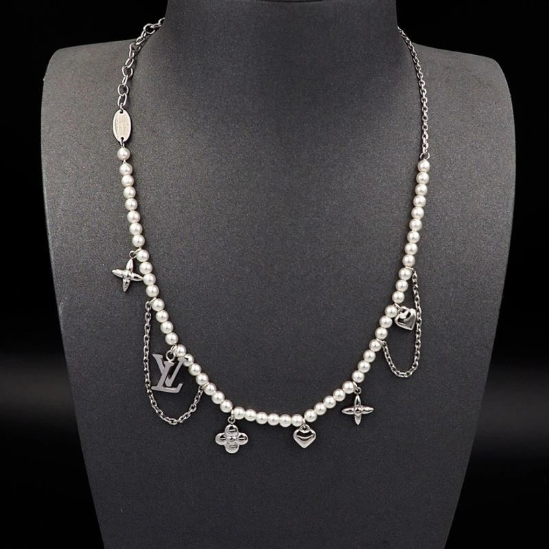 Louis Vuitton Necklaces SunProtective 248506