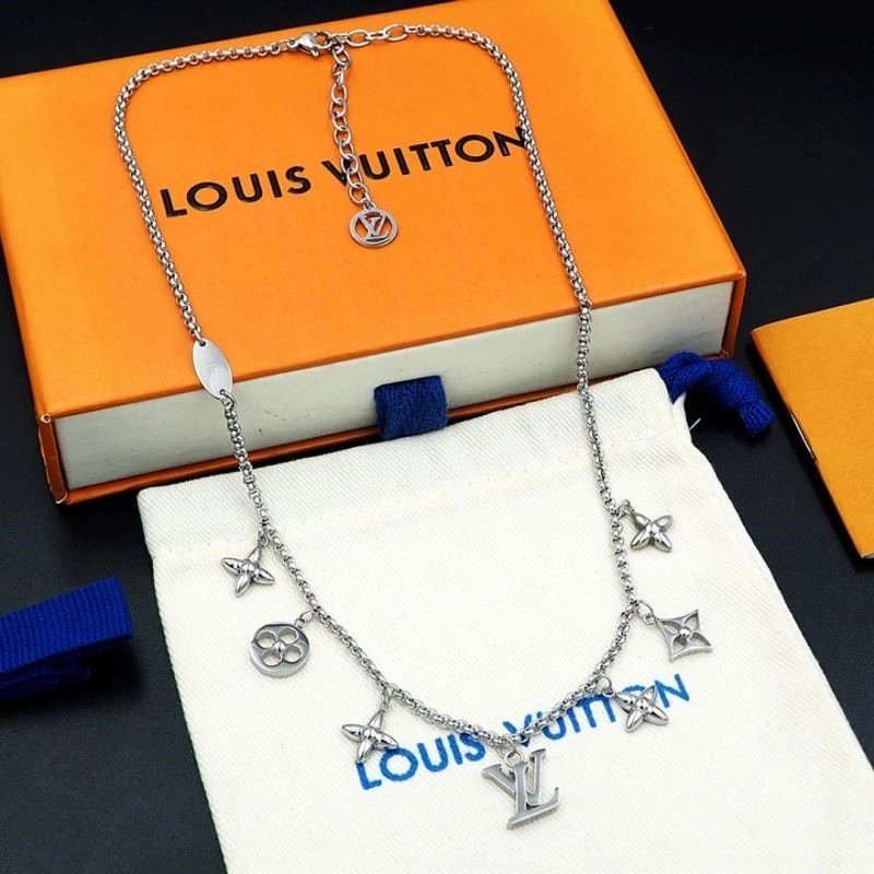 Trendy Louis Vuitton Necklaces 248505