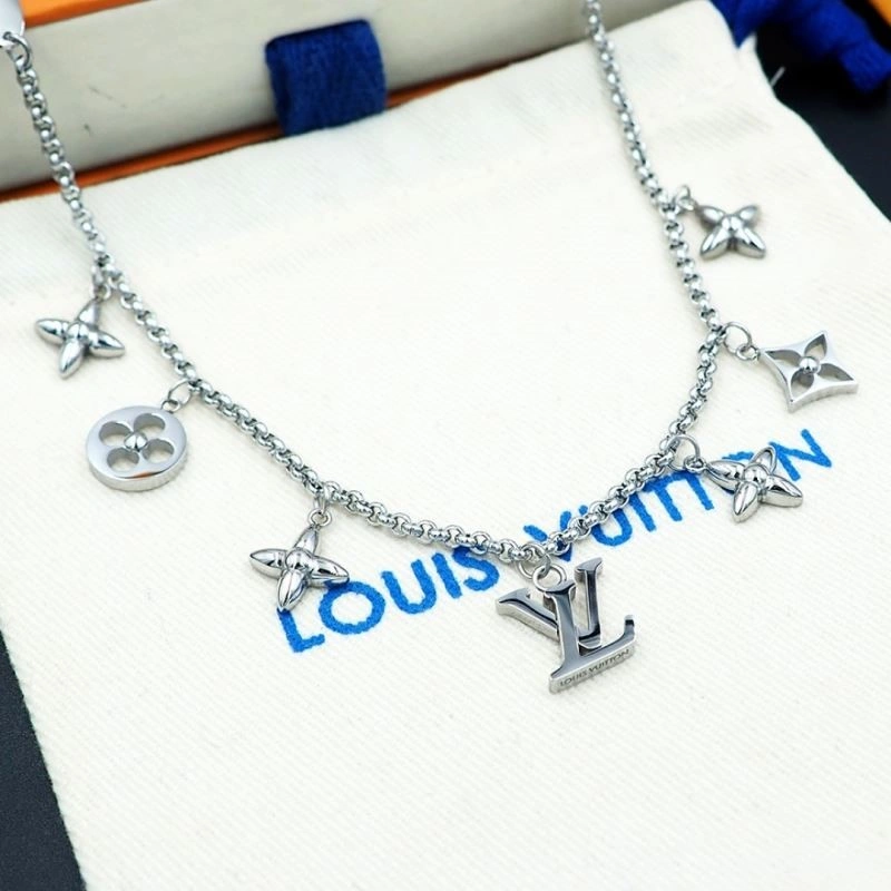 Trendy Louis Vuitton Necklaces 248505