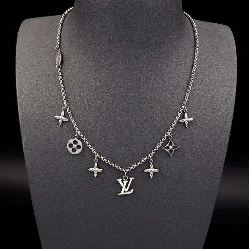 Trendy Louis Vuitton Necklaces 248505