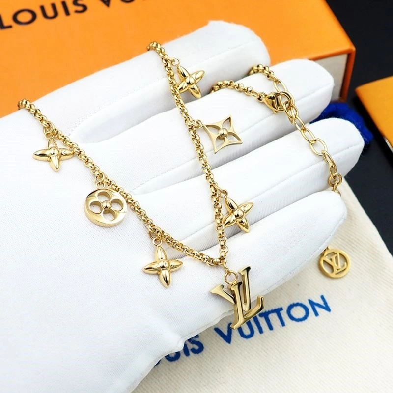 Louis Vuitton Necklaces ModernLook 248479