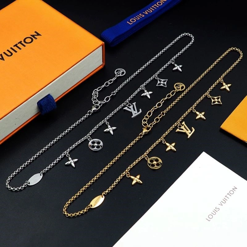 Louis Vuitton Necklaces ModernLook 248479