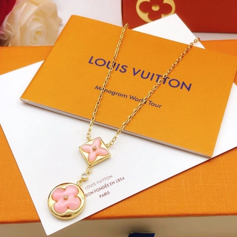Lightweight Louis Vuitton Necklaces 248485
