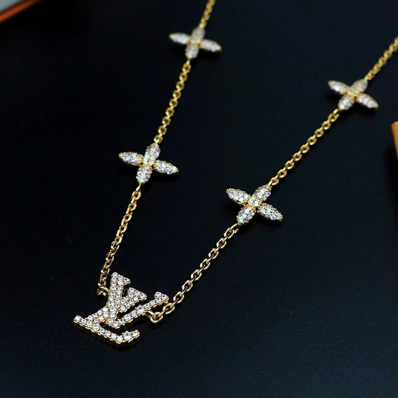 Louis Vuitton Necklaces ModernLook 248492