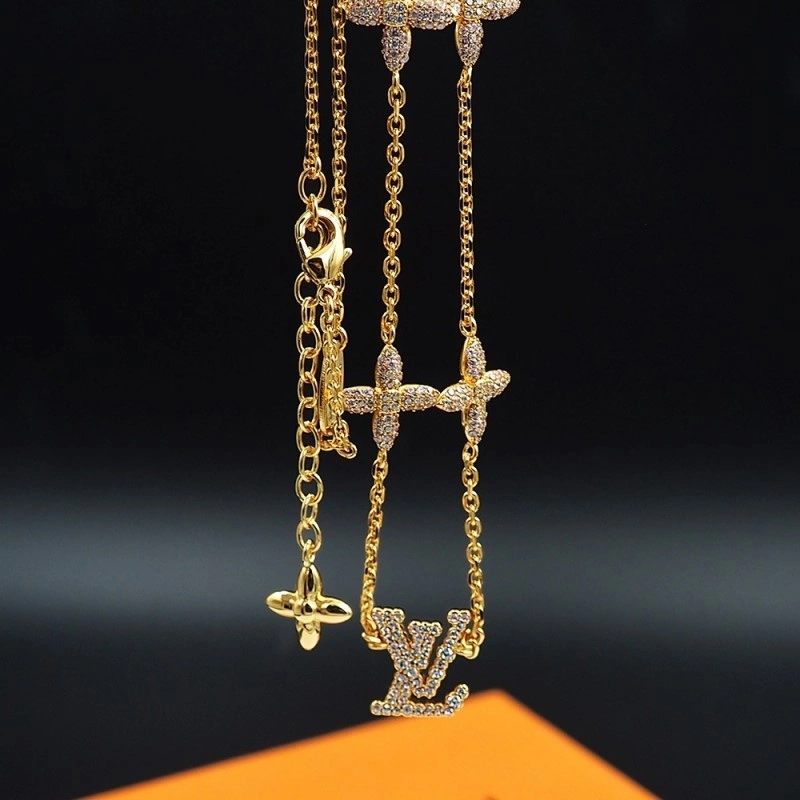 Louis Vuitton Necklaces ModernLook 248492
