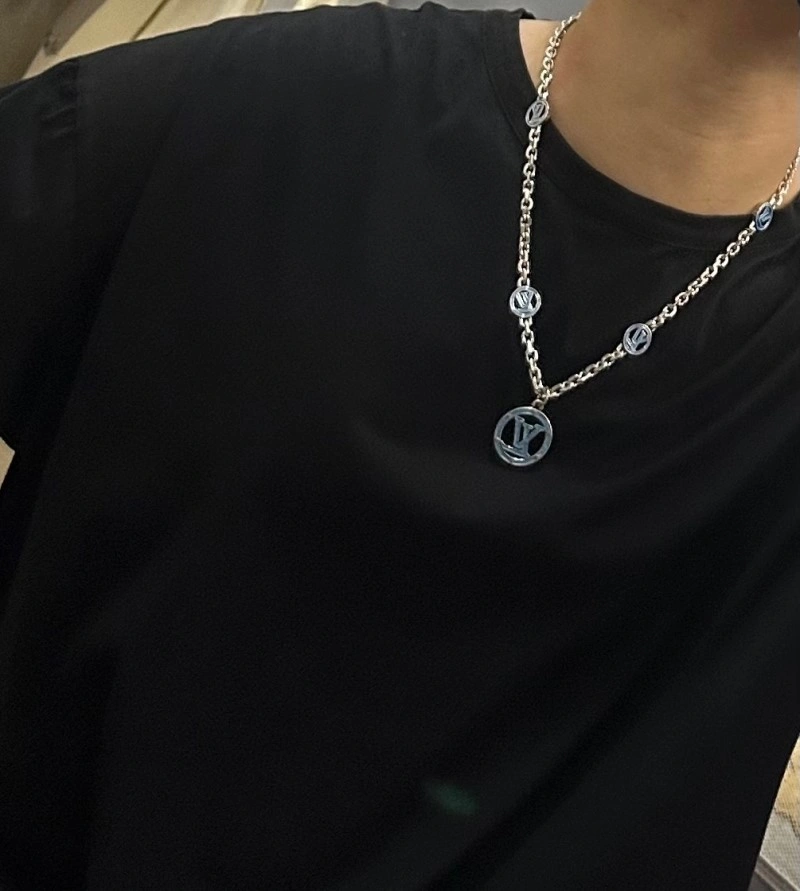 Louis Vuitton Necklaces Reliable 248470