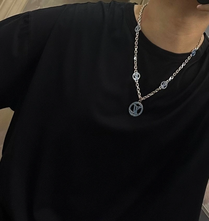 Louis Vuitton Necklaces Reliable 248470