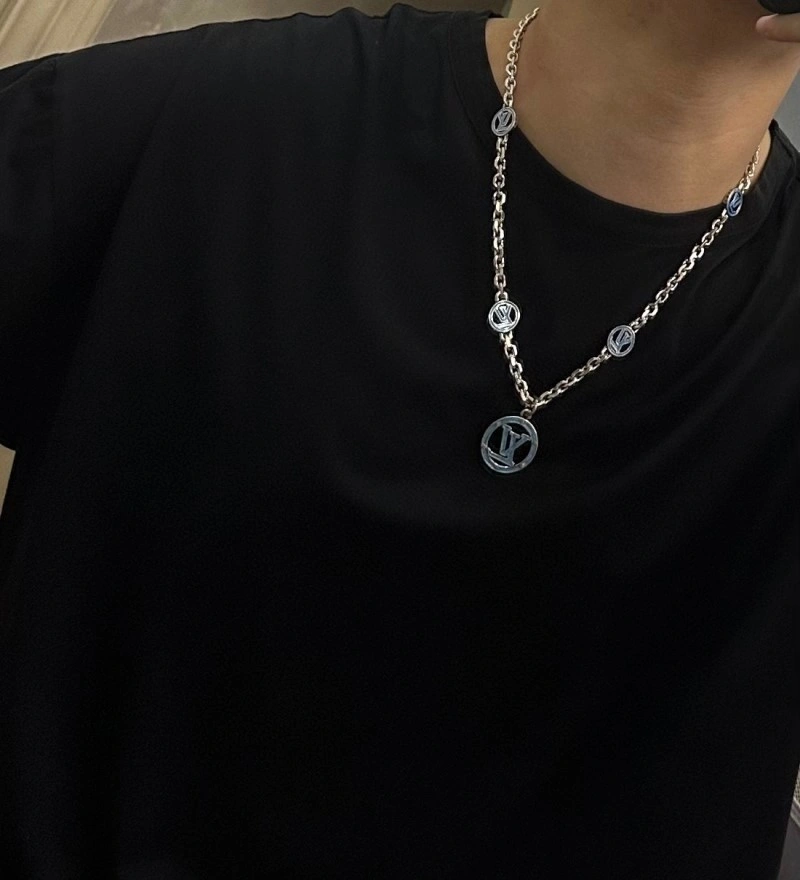 Louis Vuitton Necklaces Reliable 248470
