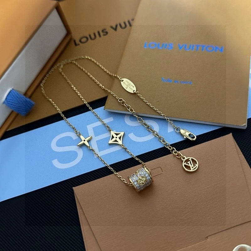 Louis Vuitton Necklaces RelaxedFit 248466