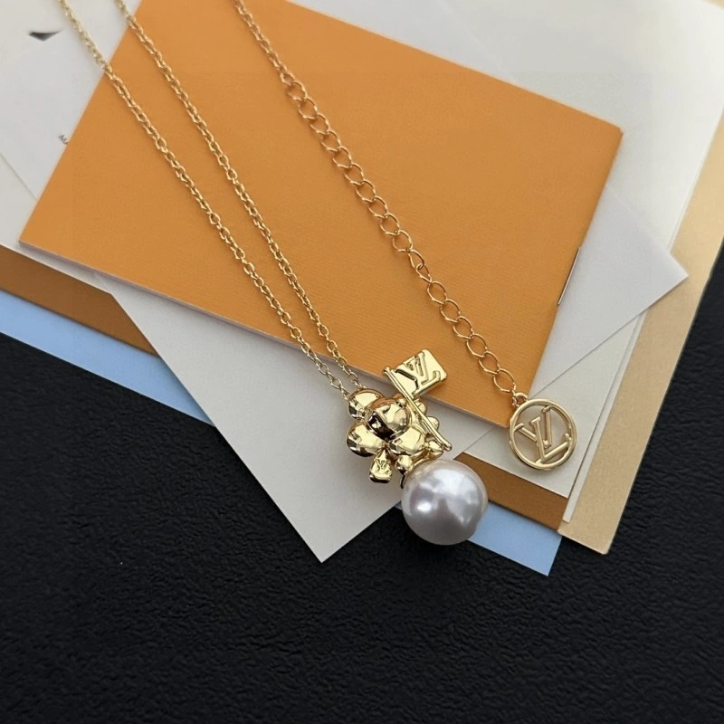 AllSeason Louis Vuitton Necklaces 248465