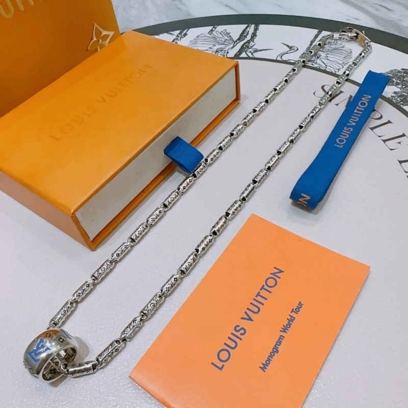 Louis Vuitton Necklaces Snug 248457