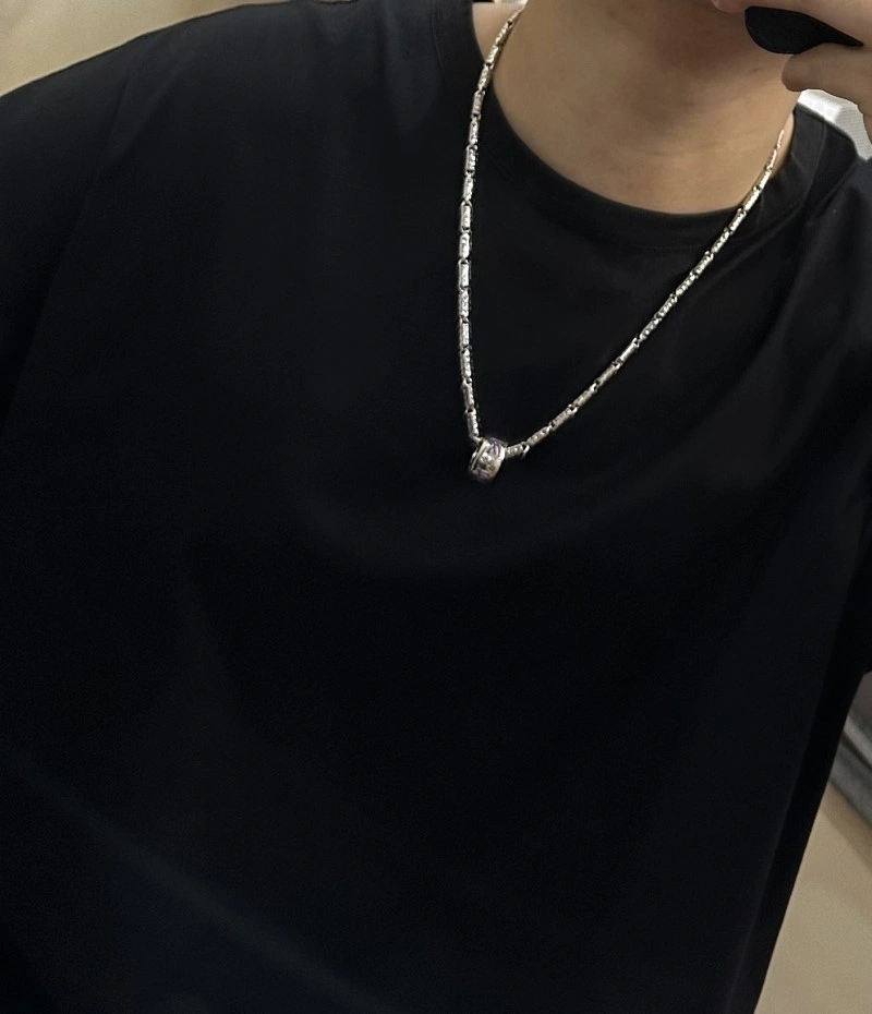 Louis Vuitton Necklaces Snug 248457