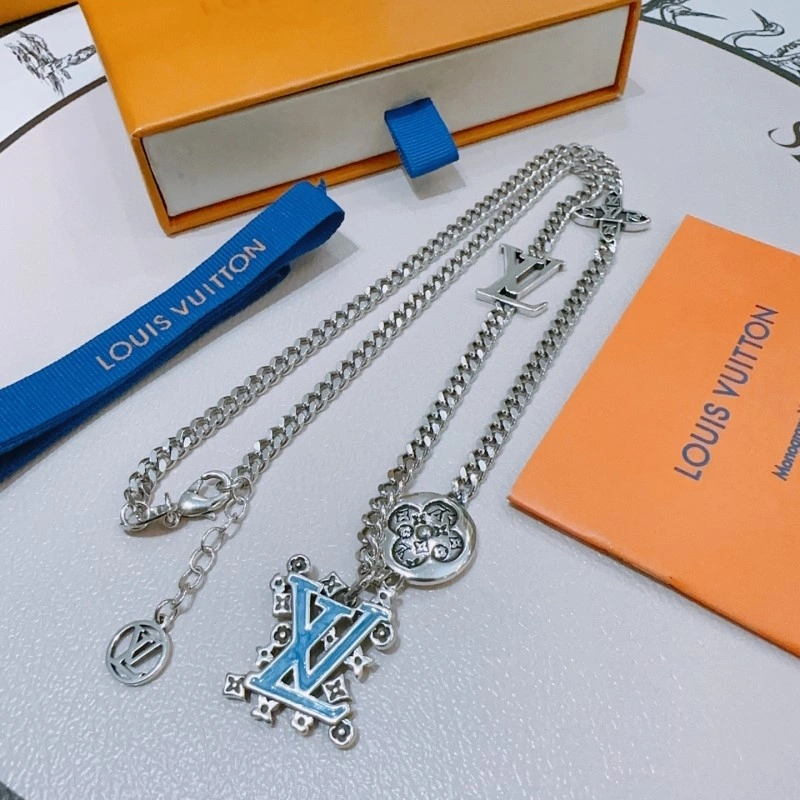 Vibrant Louis Vuitton Necklaces 248446