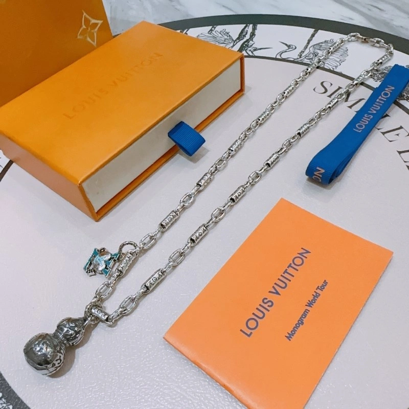 Louis Vuitton Necklaces Fashionable 248451