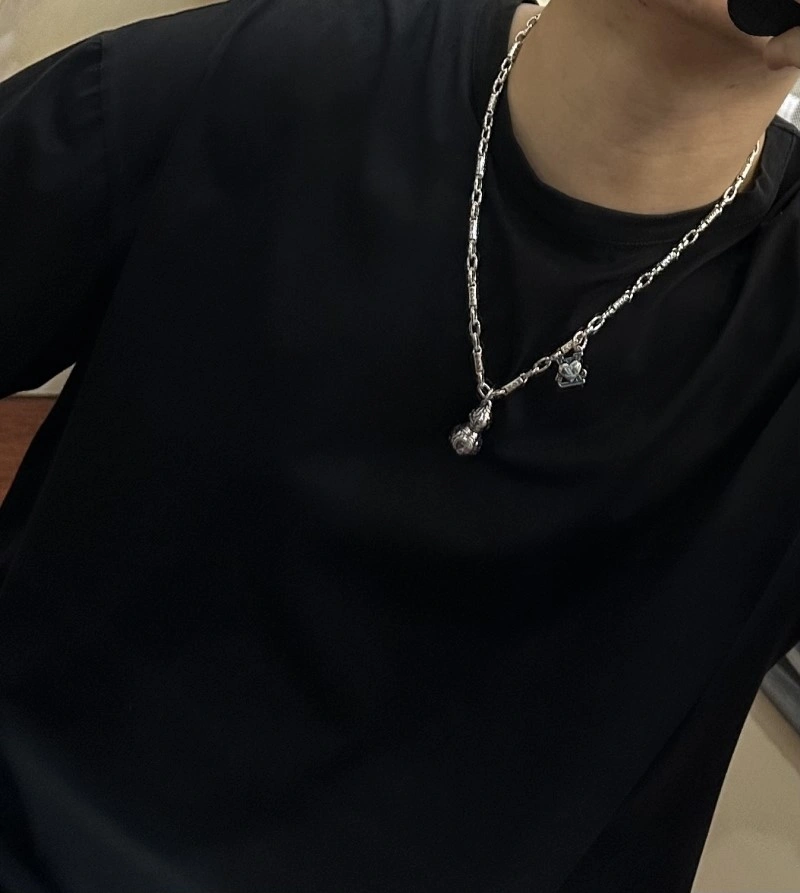 Louis Vuitton Necklaces Fashionable 248451