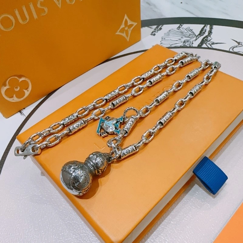 Louis Vuitton Necklaces Fashionable 248451