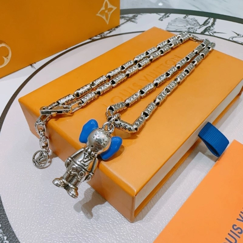 Sporty Louis Vuitton Necklaces 248459