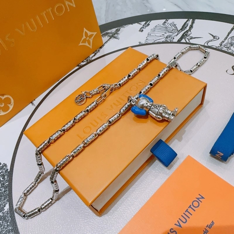 Sporty Louis Vuitton Necklaces 248459