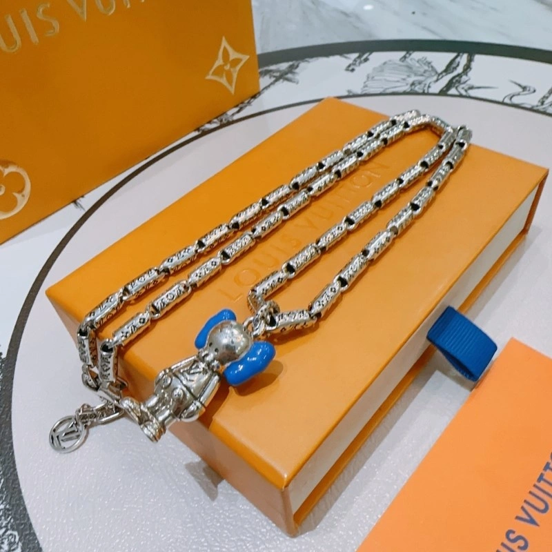 Sporty Louis Vuitton Necklaces 248459