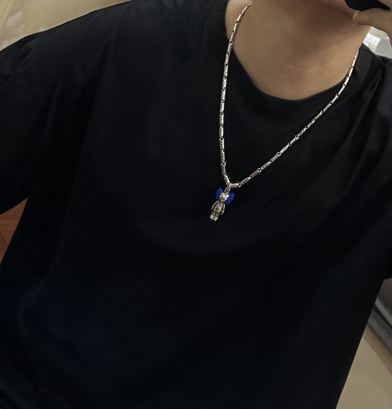 Sporty Louis Vuitton Necklaces 248459