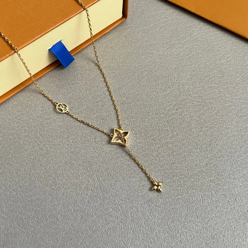 Louis Vuitton Necklaces Stretchable 248444