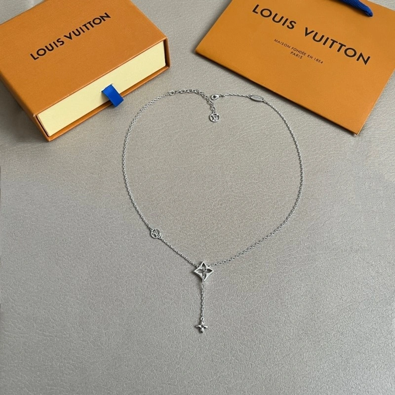 Louis Vuitton Necklaces SmoothTexture 248439