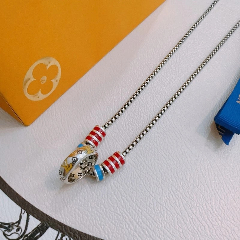 Affordable Louis Vuitton Necklaces 248450