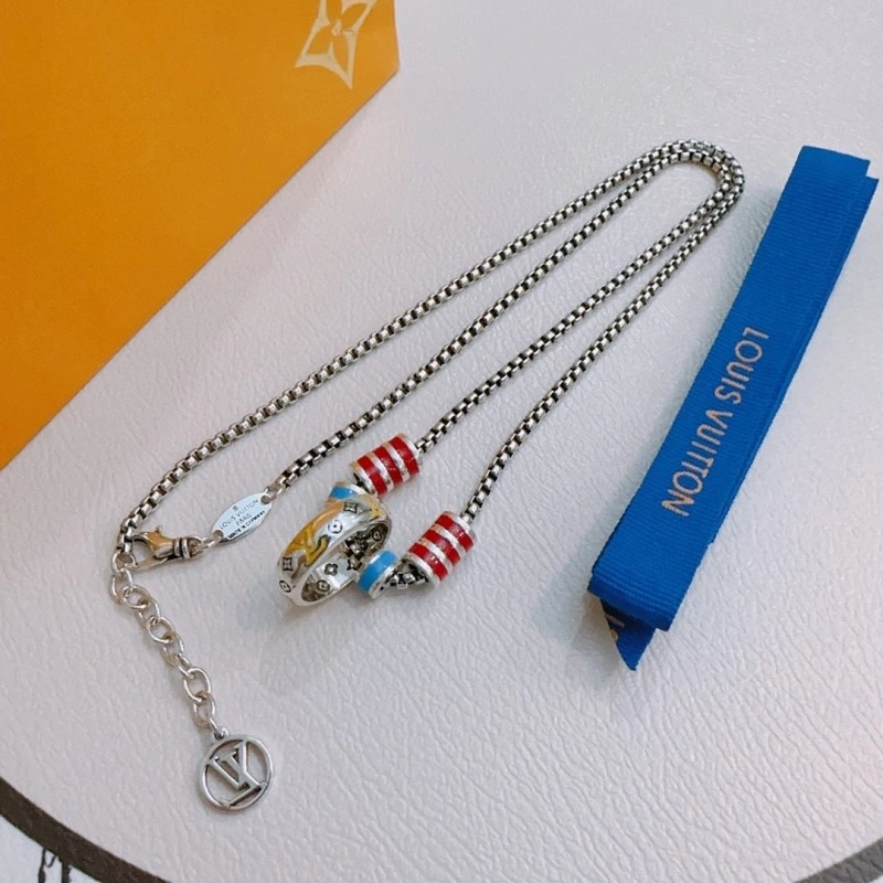 Affordable Louis Vuitton Necklaces 248450
