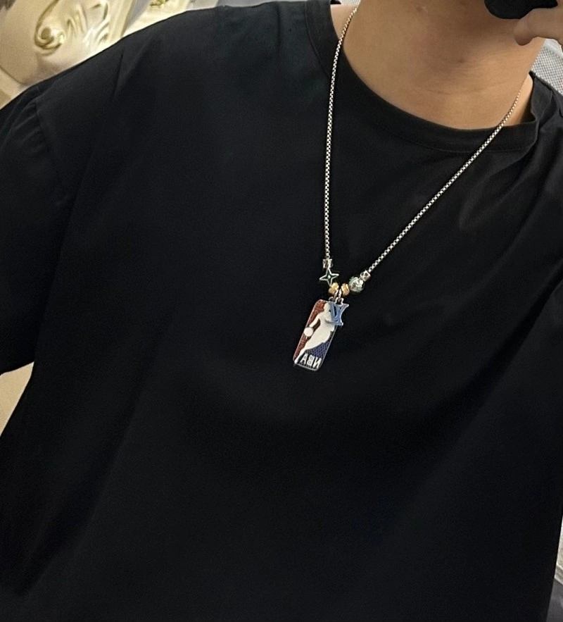 Sustainable Louis Vuitton Necklaces 248435