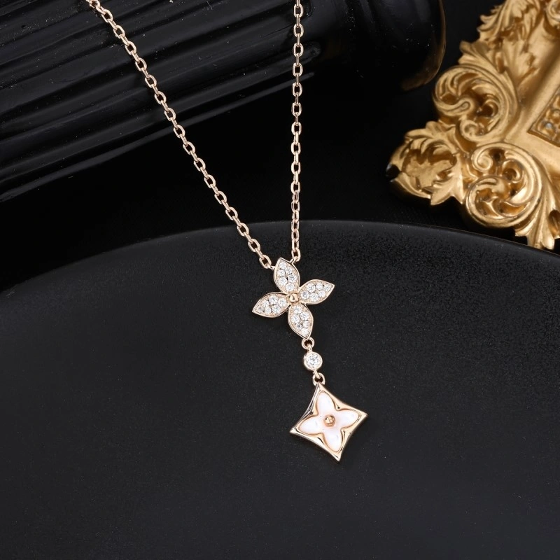 Comfortable Louis Vuitton Necklaces 248429