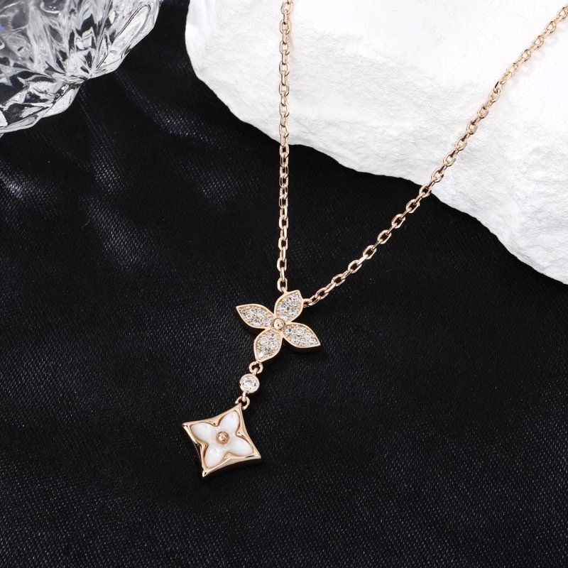 Comfortable Louis Vuitton Necklaces 248429