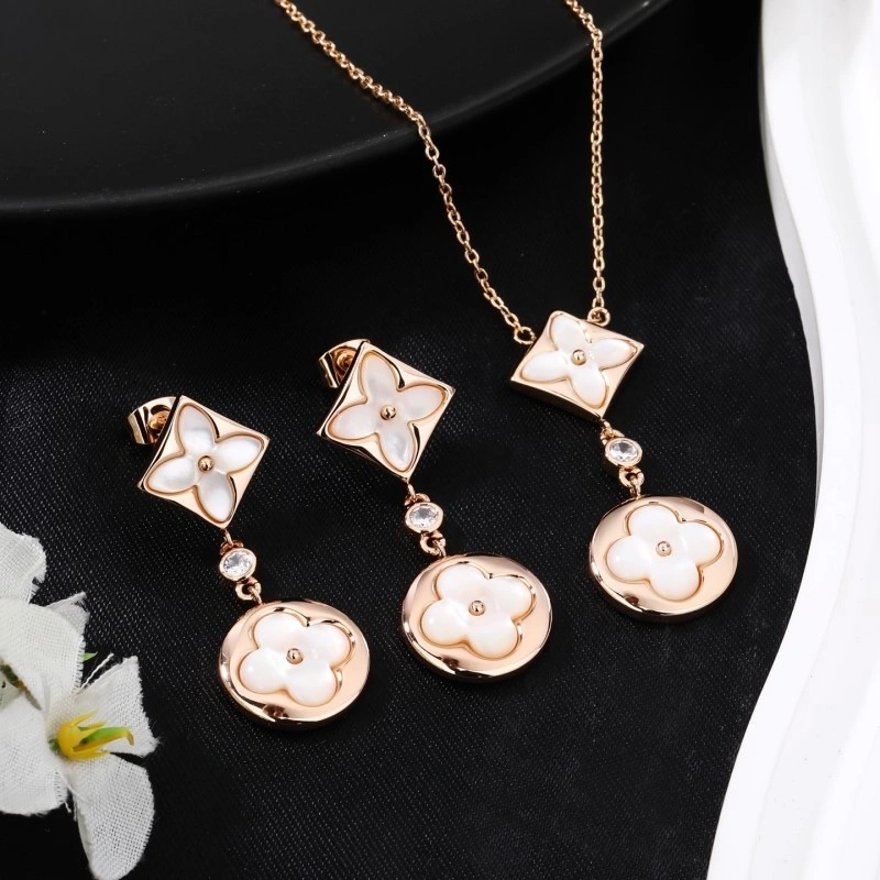 Louis Vuitton Necklaces TravelReady 248430