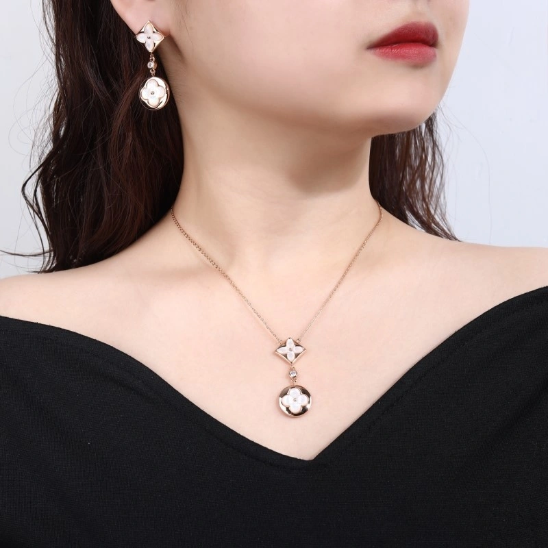 Louis Vuitton Necklaces TravelReady 248430