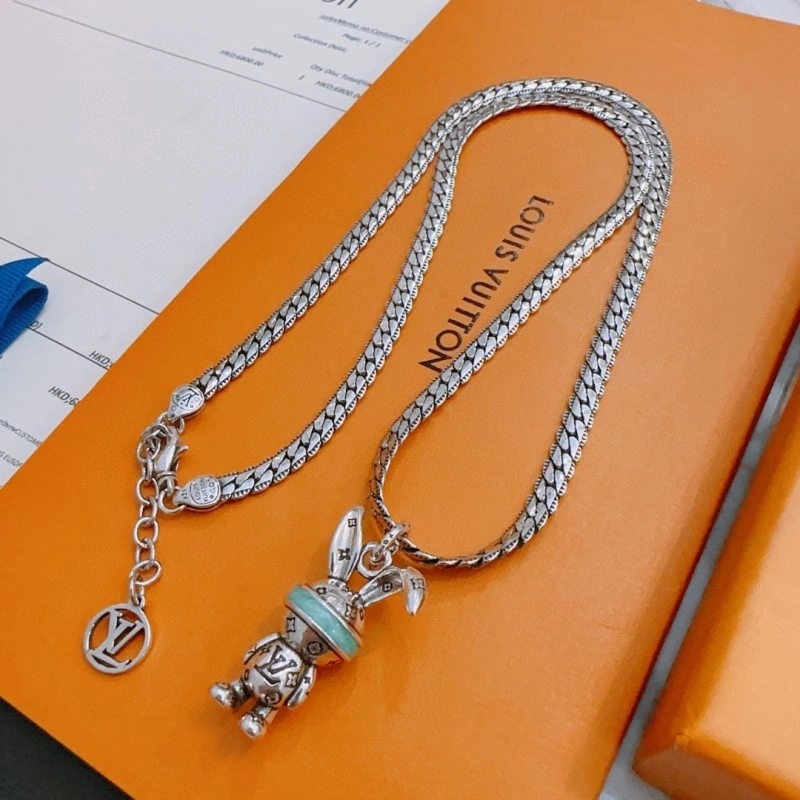 Louis Vuitton Necklaces Packable 248431