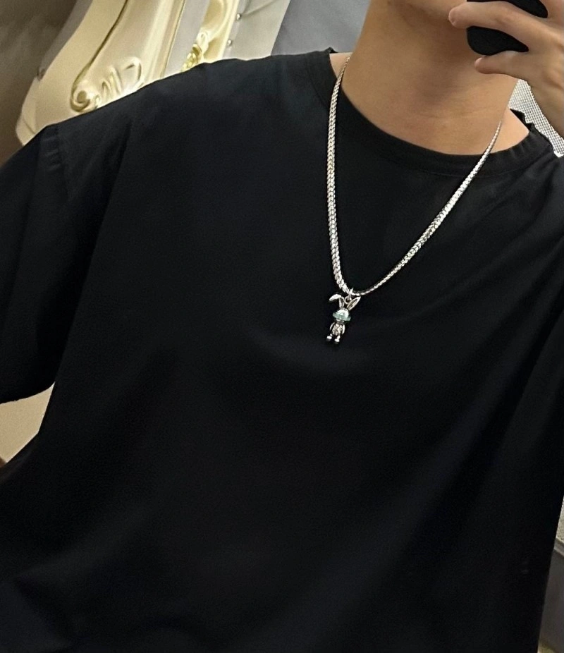Louis Vuitton Necklaces Packable 248431