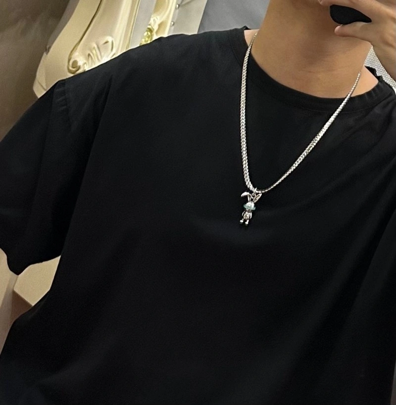 Louis Vuitton Necklaces Packable 248431