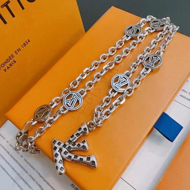 Louis Vuitton Necklaces Cozy 248426